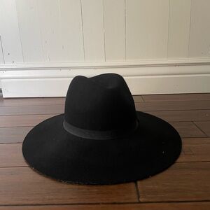 Express Classic Black Hat